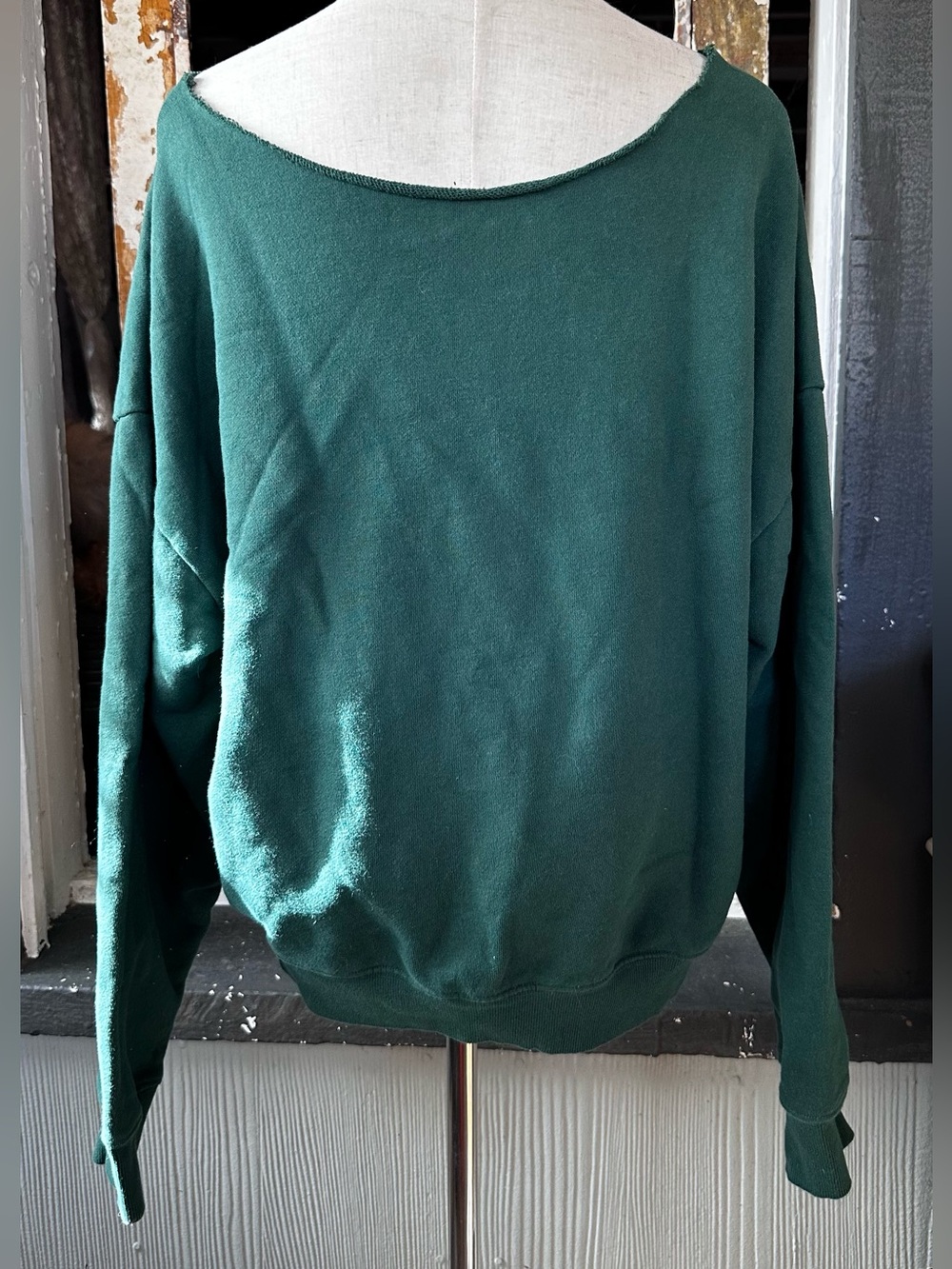 Maeve x Jordan Nickson Happy Hour Sweatshirt Anthropologie Off Shoulder Green - Picture 4 of 6